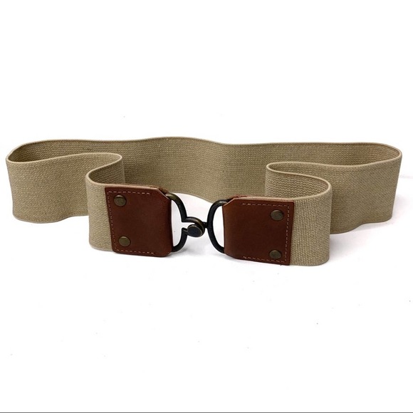 GAP Accessories - GAP Jeans Tan Stretch Brown Leather Brass Belt L